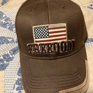 Brown freedom hat new with tag says 19.99